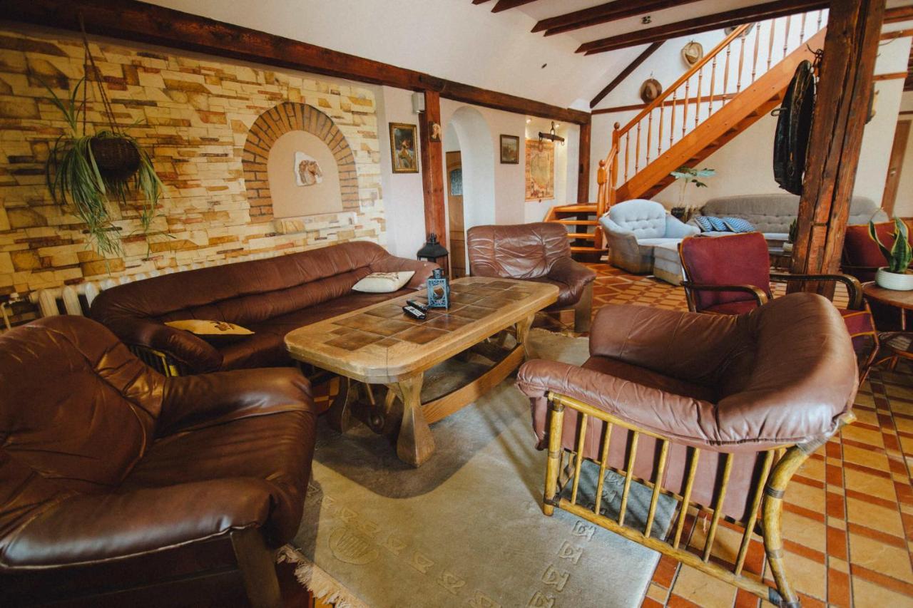 Villa Podkowa Modliszów Extérieur photo